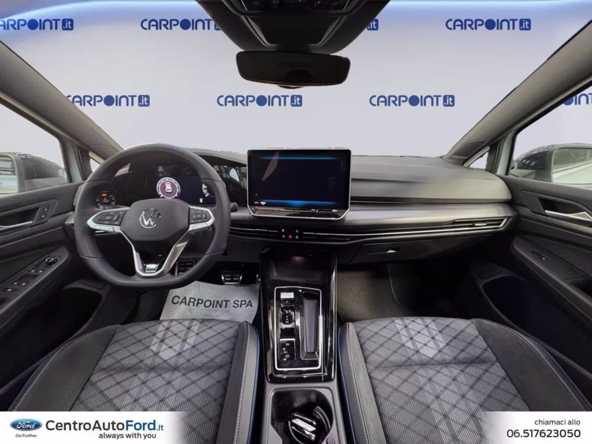 Volkswagen Golf Variant nuova a Roma (10)