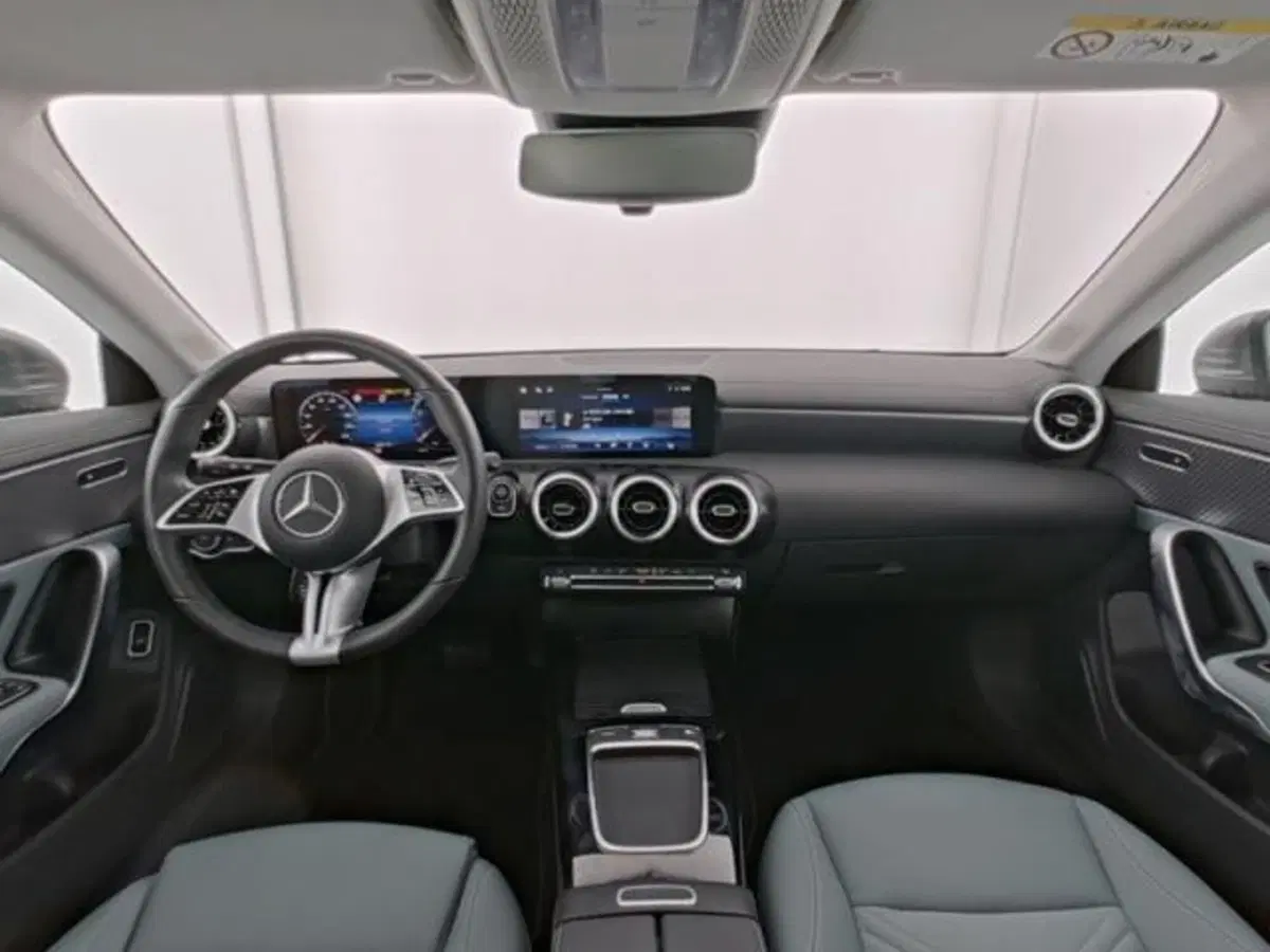 Mercedes-Benz CLA Shooting Brake usata a Milano (7)