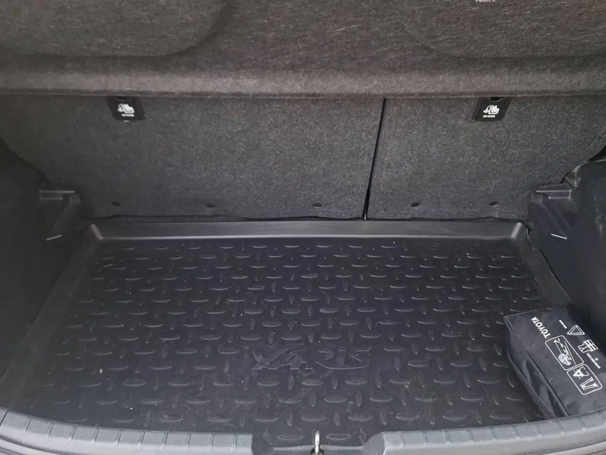 Toyota Yaris usata a Torino (15)