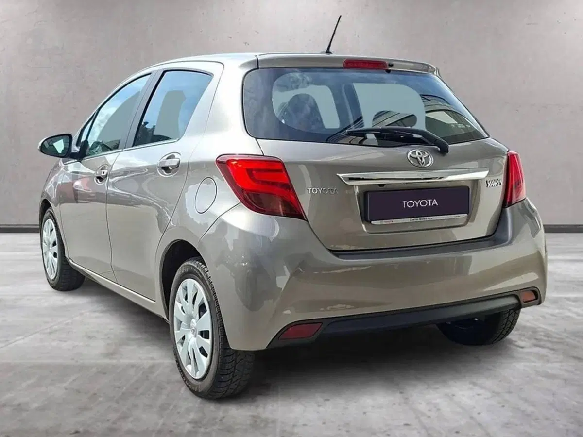 Toyota Auris usata a Torino (2)