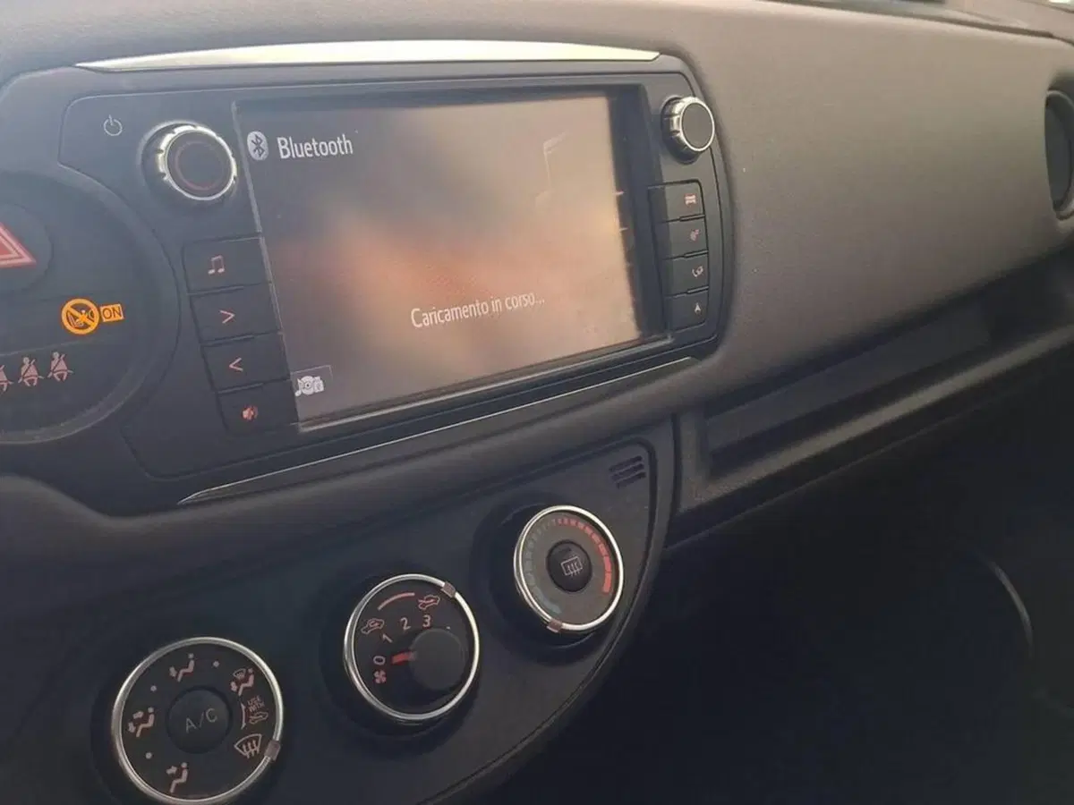 Toyota Auris usata a Torino (9)