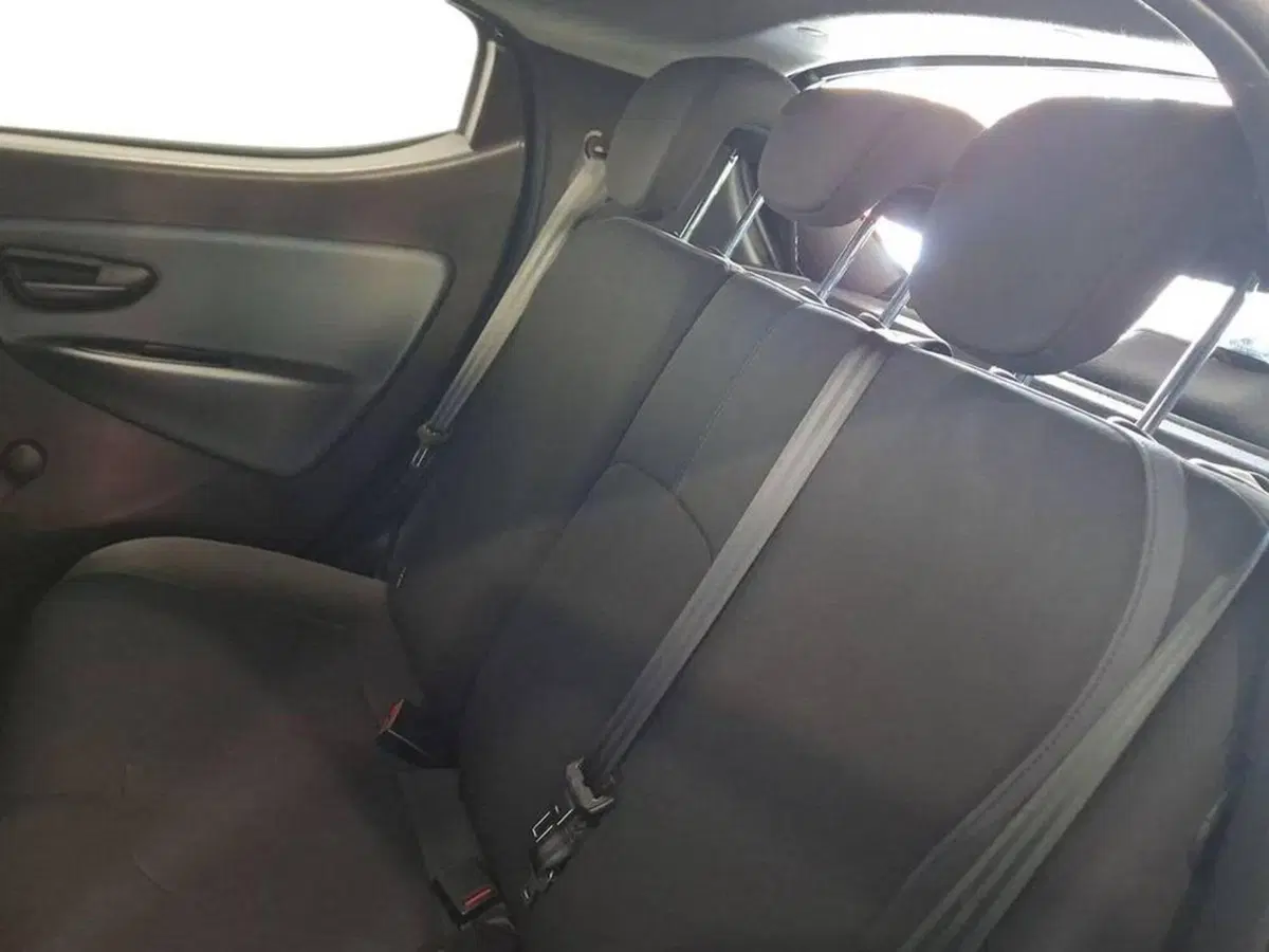Lancia Ypsilon usata a Torino (13)