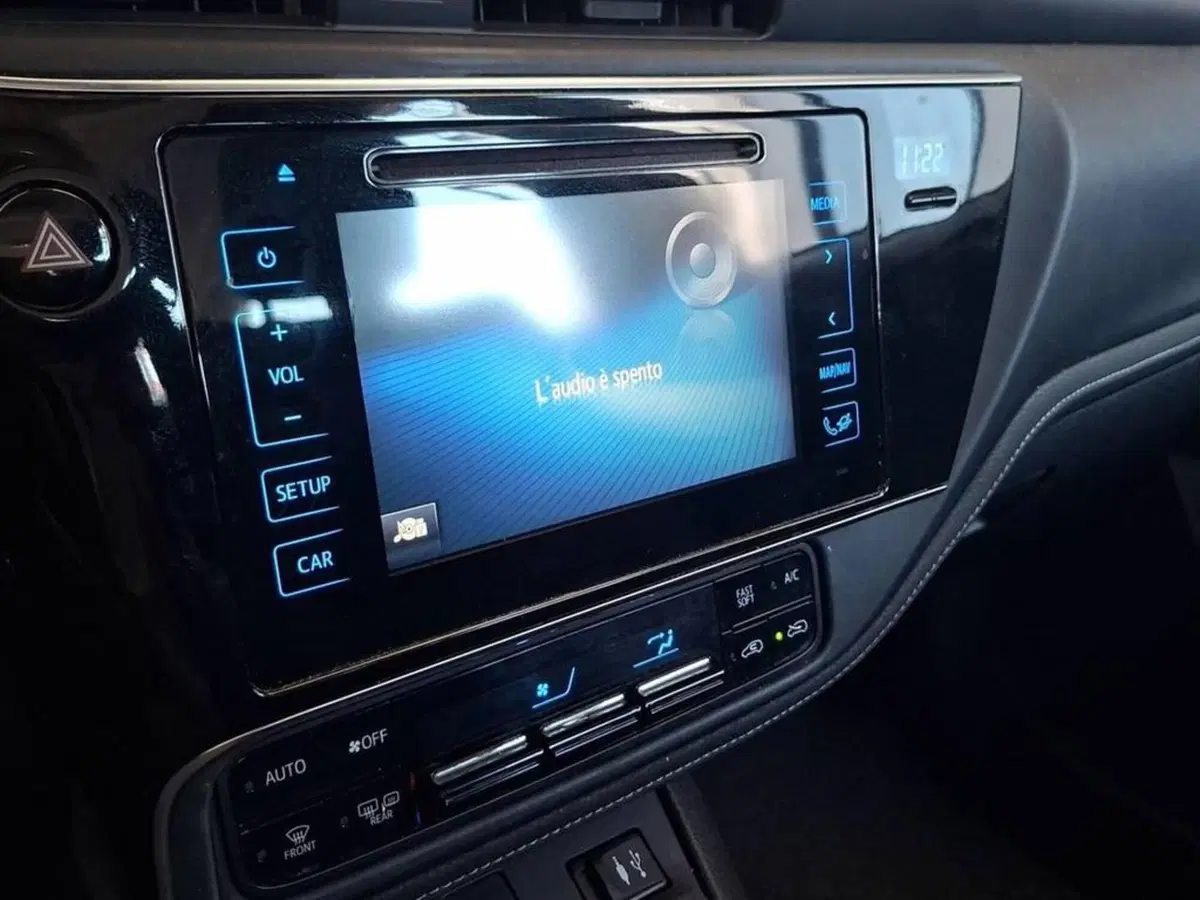 Toyota Corolla Touring Sports usata a Torino (10)
