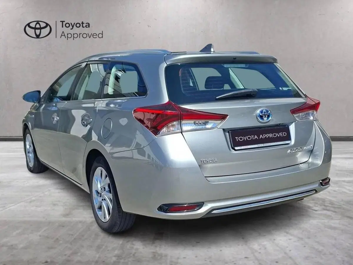 Toyota Corolla Touring Sports usata a Torino (3)