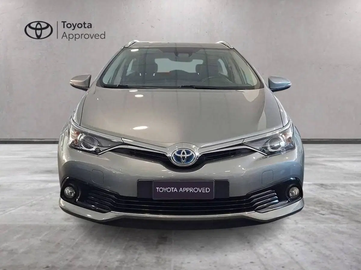 Toyota Corolla Touring Sports usata a Torino (4)