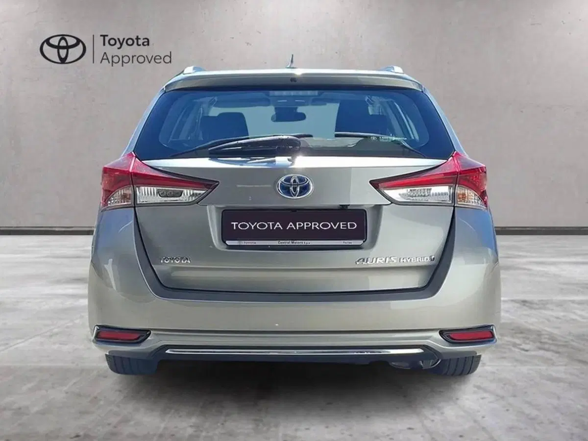 Toyota Corolla Touring Sports usata a Torino (5)