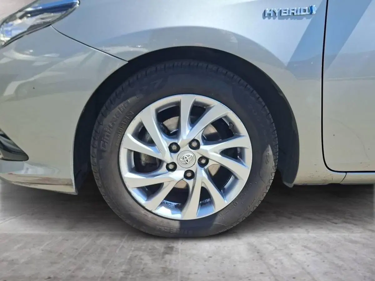 Toyota Corolla Touring Sports usata a Torino (8)