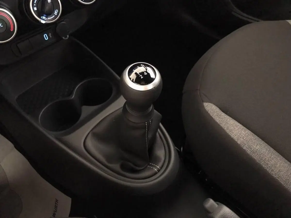 Toyota Aygo X usata a Torino (9)