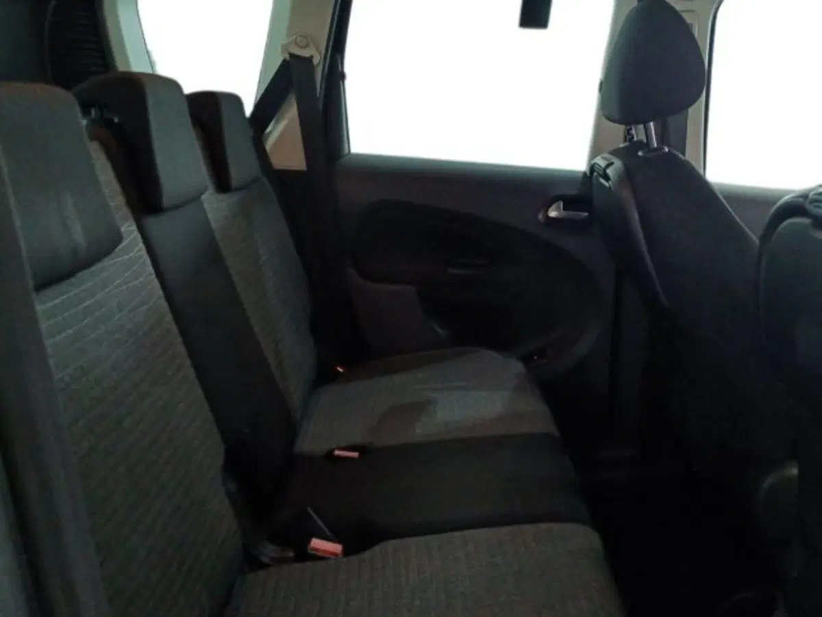 Citroen C3 Picasso usata a Catania (11)