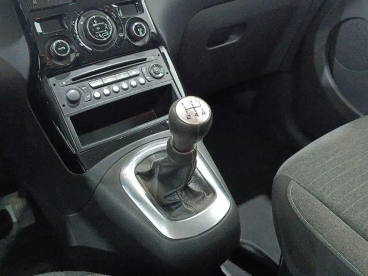 Citroen C3 Picasso usata a Catania (8)