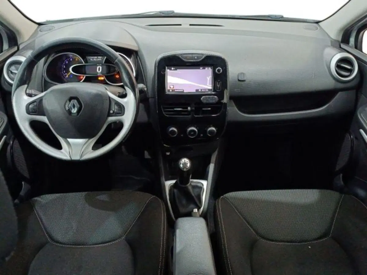 Renault Clio Sporter usata a Catania (7)