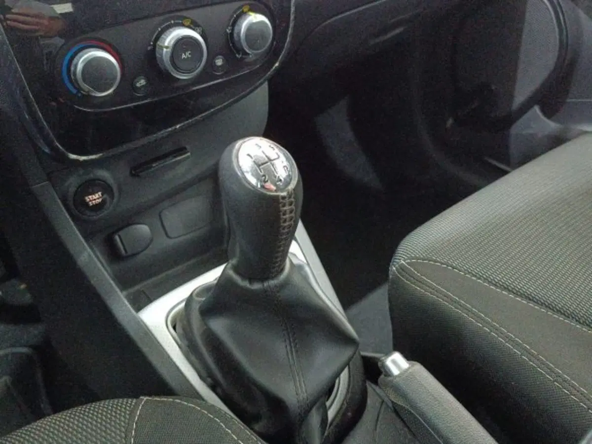 Renault Clio Sporter usata a Catania (8)
