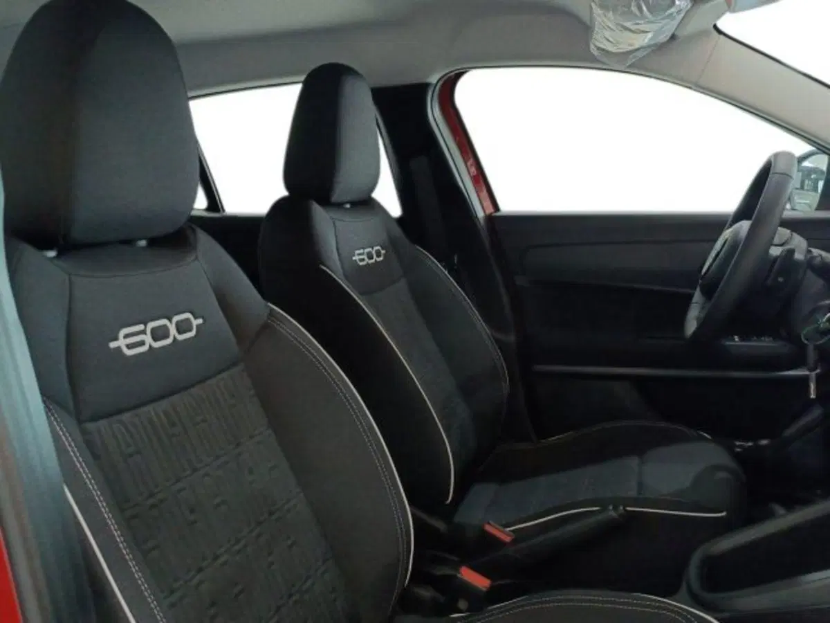 Fiat 600 nuova a Catania (9)