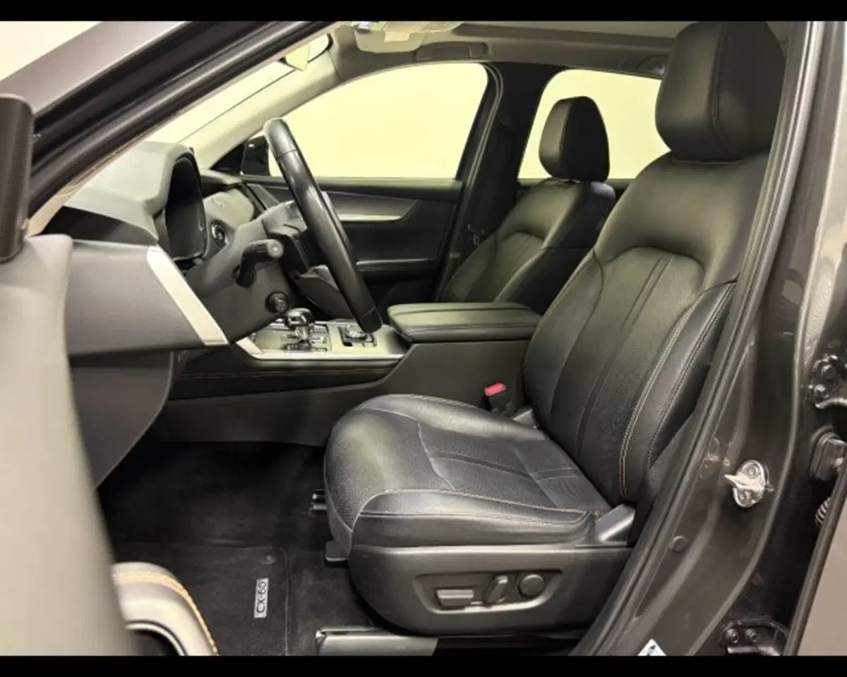 Mazda CX-60 usata a Treviso (11)