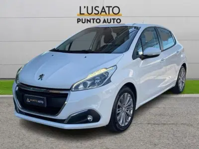 Peugeot 208 82 5 porte Active del 2015 usata a Ancona