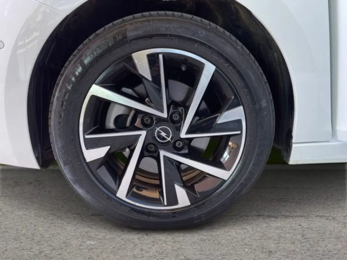Opel Corsa usata a Ancona (8)