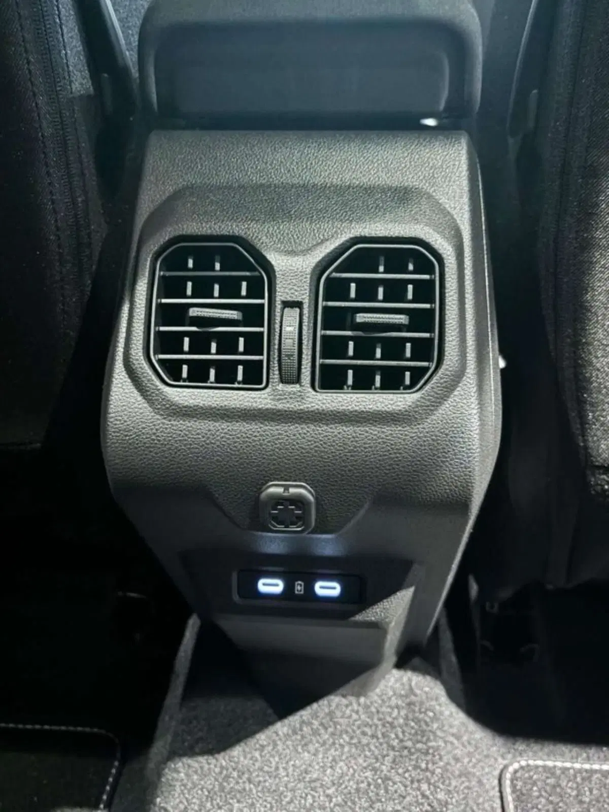 Dacia Bigster nuova a Firenze (13)