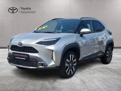 Toyota Yaris Cross 1.5h GR Sport Black Sky fwd 116cv e-cvt nuova a Roma