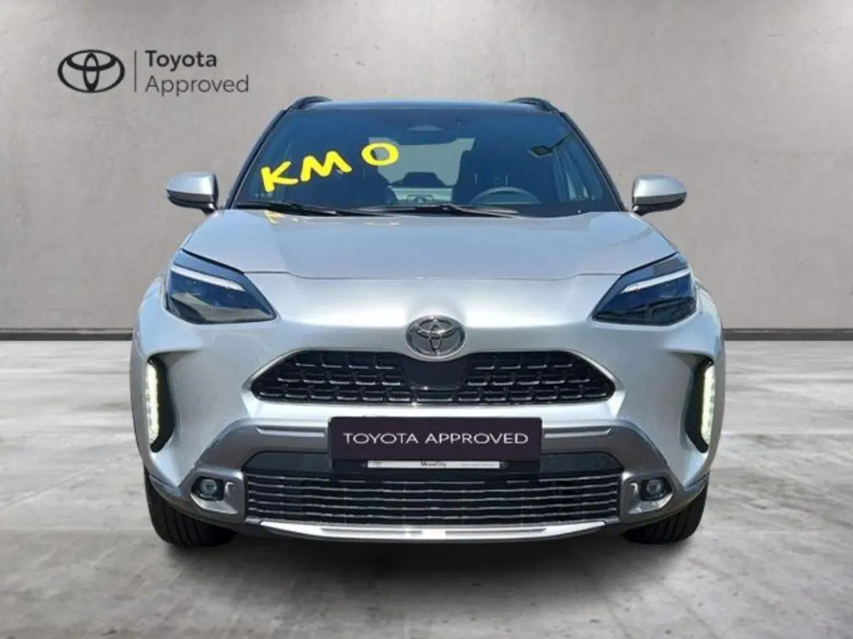 Toyota Yaris Cross nuova a Roma (13)