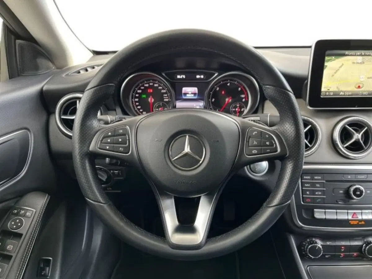 Mercedes-Benz CLA usata a Verona (11)