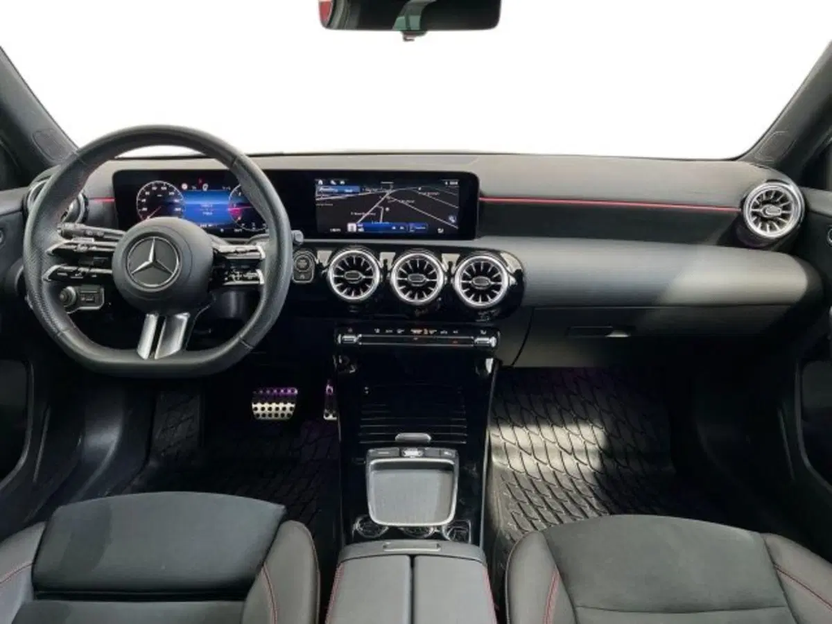 Mercedes-Benz Classe A Sedan usata a Verona (9)