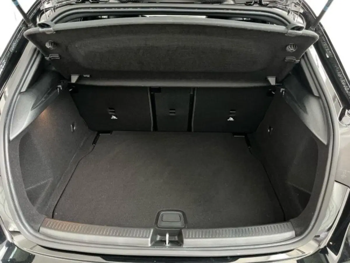 Mercedes-Benz Classe A Sedan usata a Verona (13)