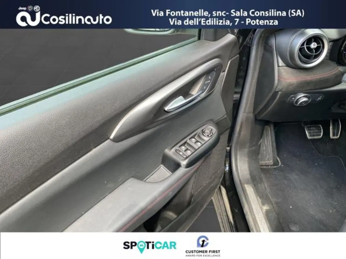 Alfa Romeo Tonale usata a Salerno (16)