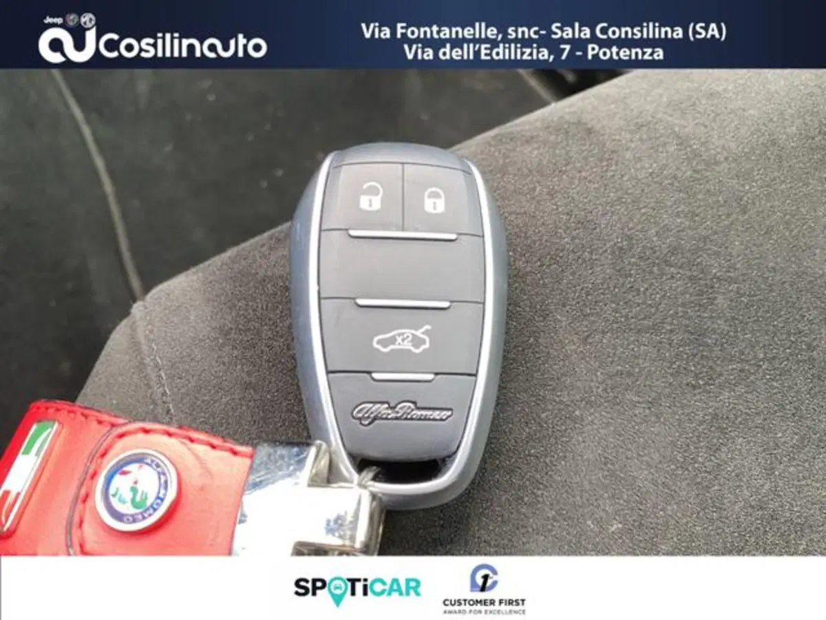 Alfa Romeo Tonale usata a Salerno (20)