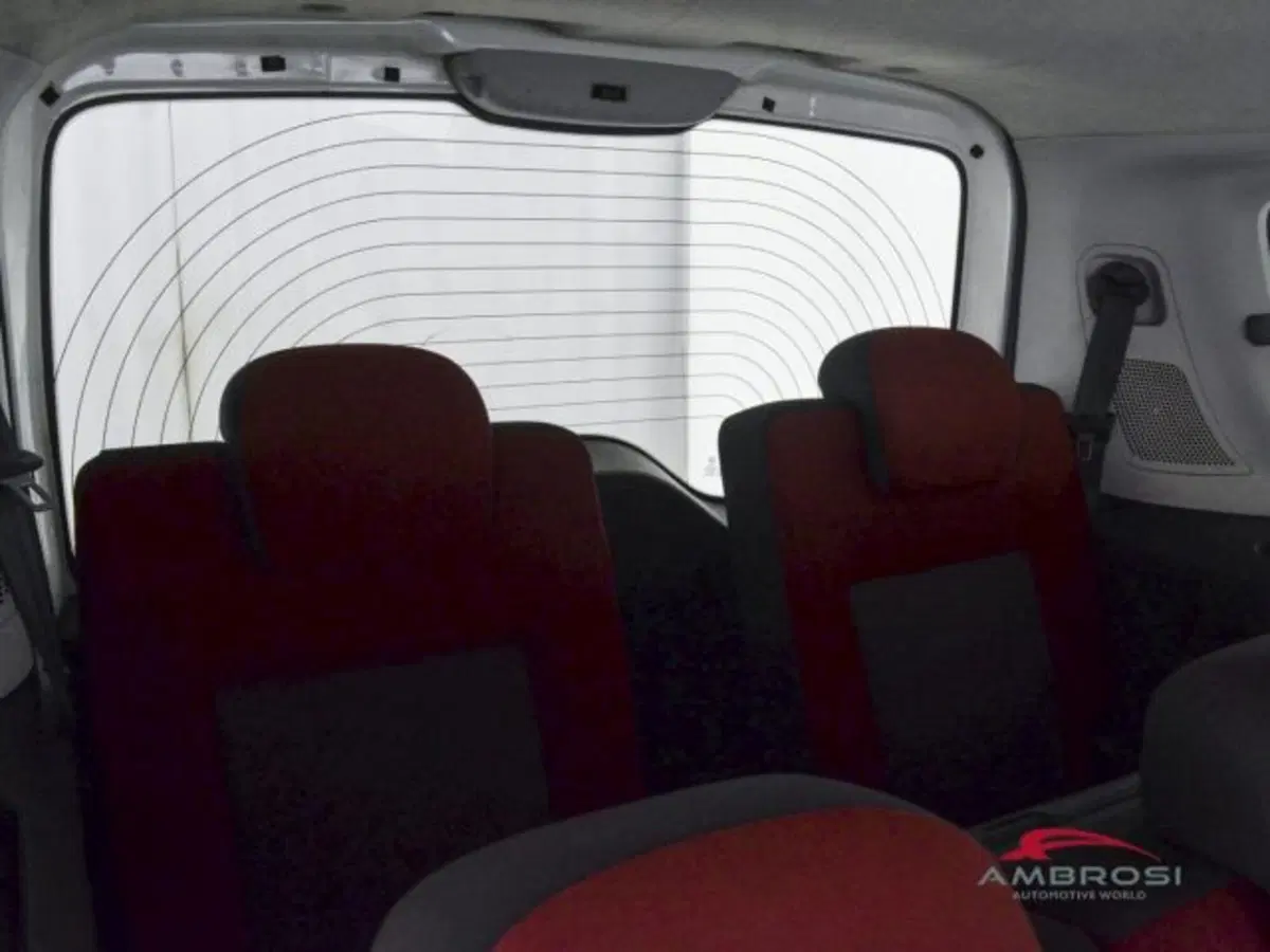 Fiat Doblò usata a Perugia (12)