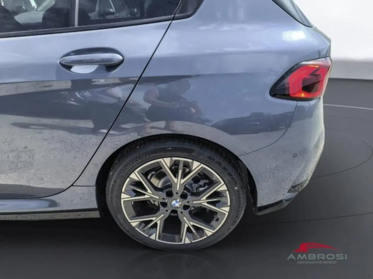 BMW Serie 1 nuova a Perugia (10)