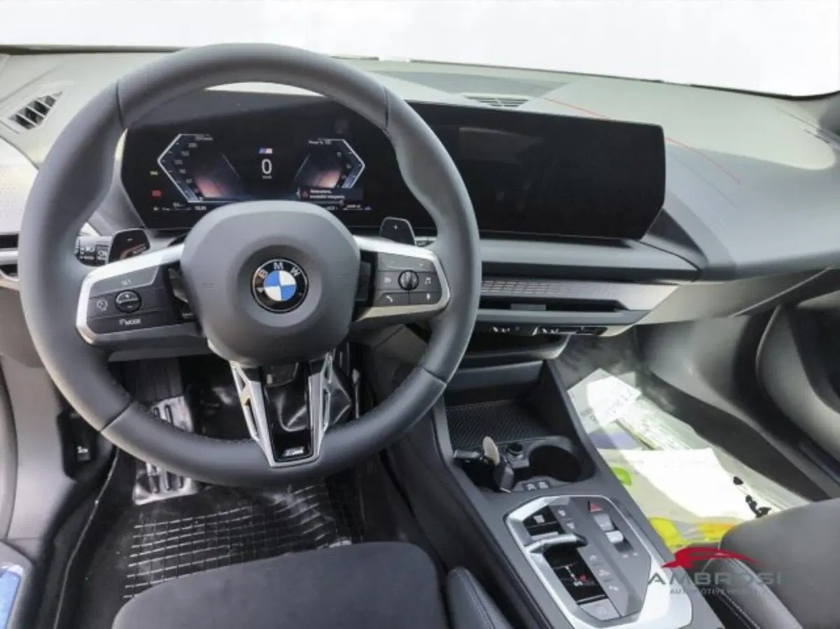 BMW Serie 1 nuova a Perugia (8)