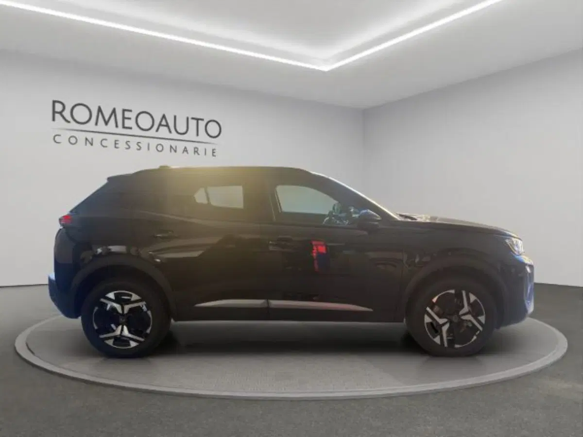 Peugeot 2008 nuova a Perugia (7)
