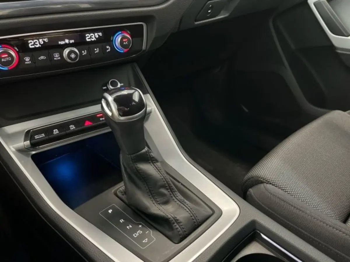 Audi Q3 Sportback usata a Bologna (18)