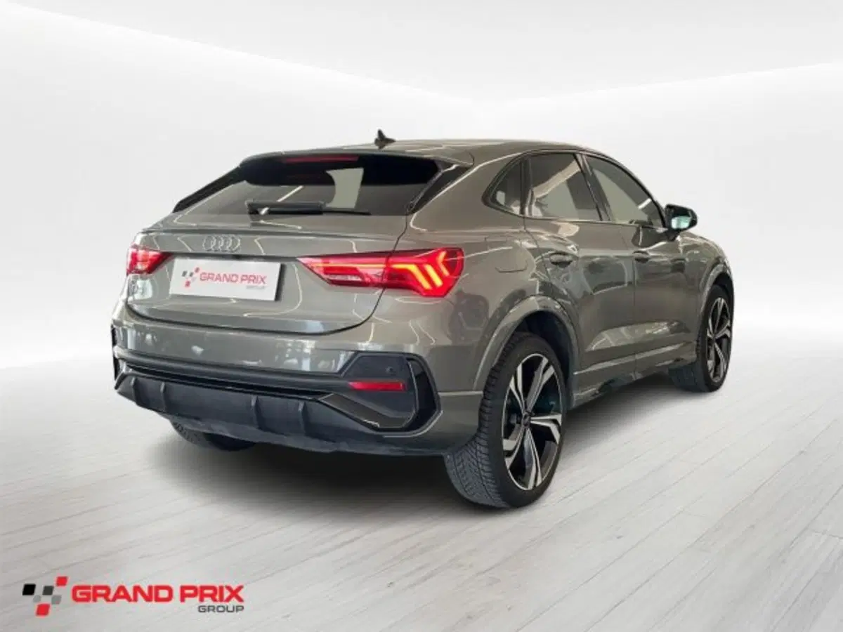 Audi Q3 Sportback usata a Bologna (2)