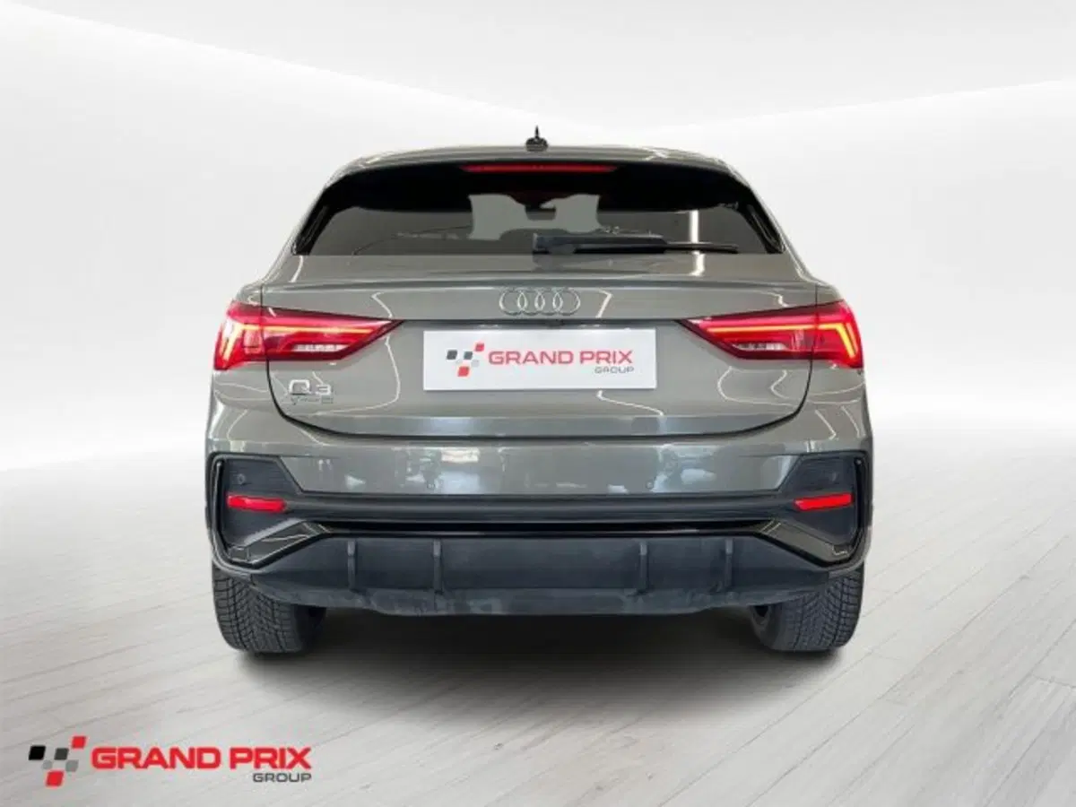 Audi Q3 Sportback usata a Bologna (5)