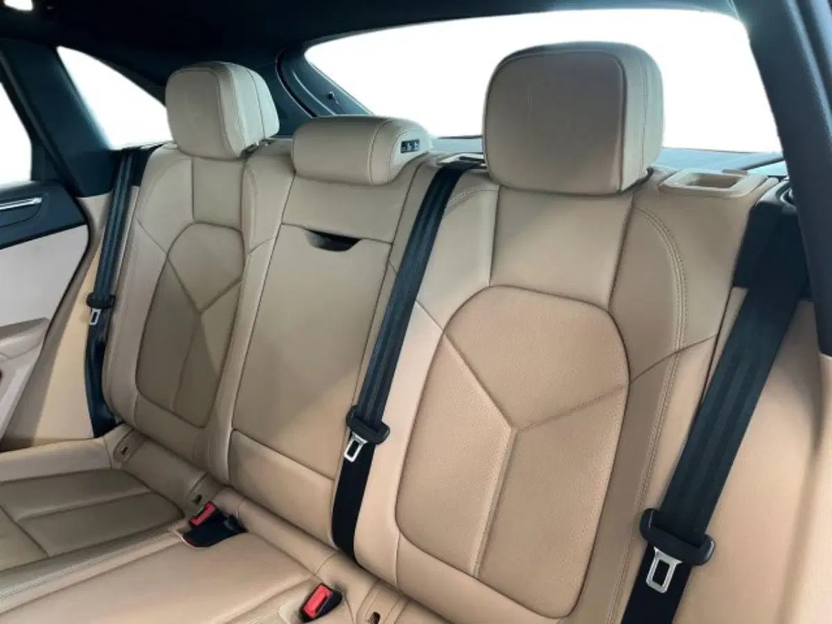 Porsche Macan usata a Bologna (13)