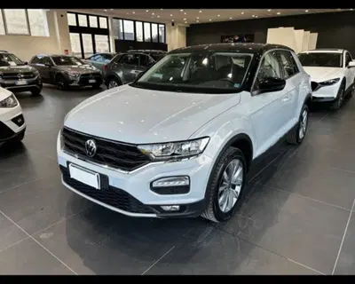 Volkswagen T-Roc 1.5 TSI ACT DSG Style BlueMotion Technology del 2021 usata a Castenaso