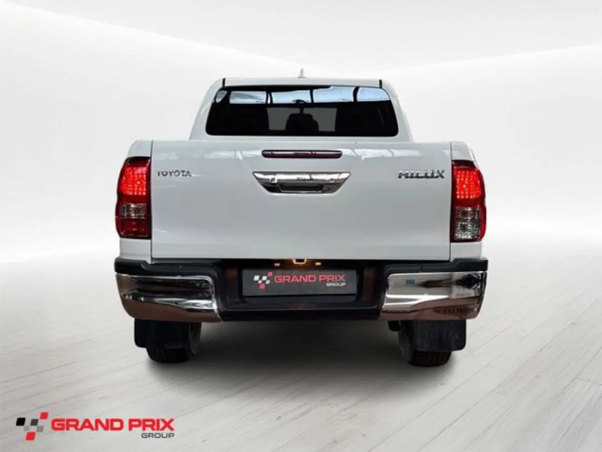 Toyota Hilux usata a Bologna (5)