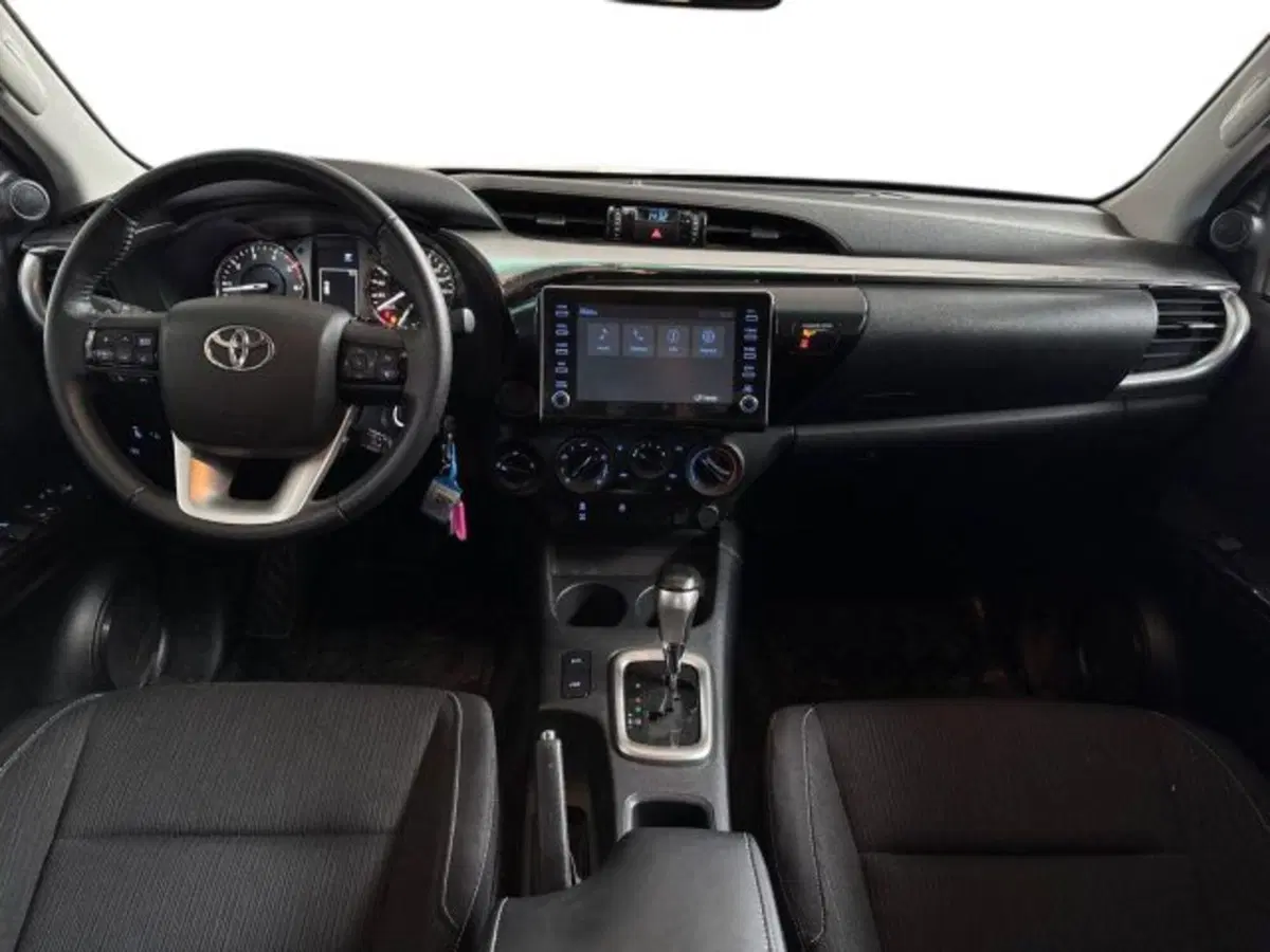 Toyota Hilux usata a Bologna (9)