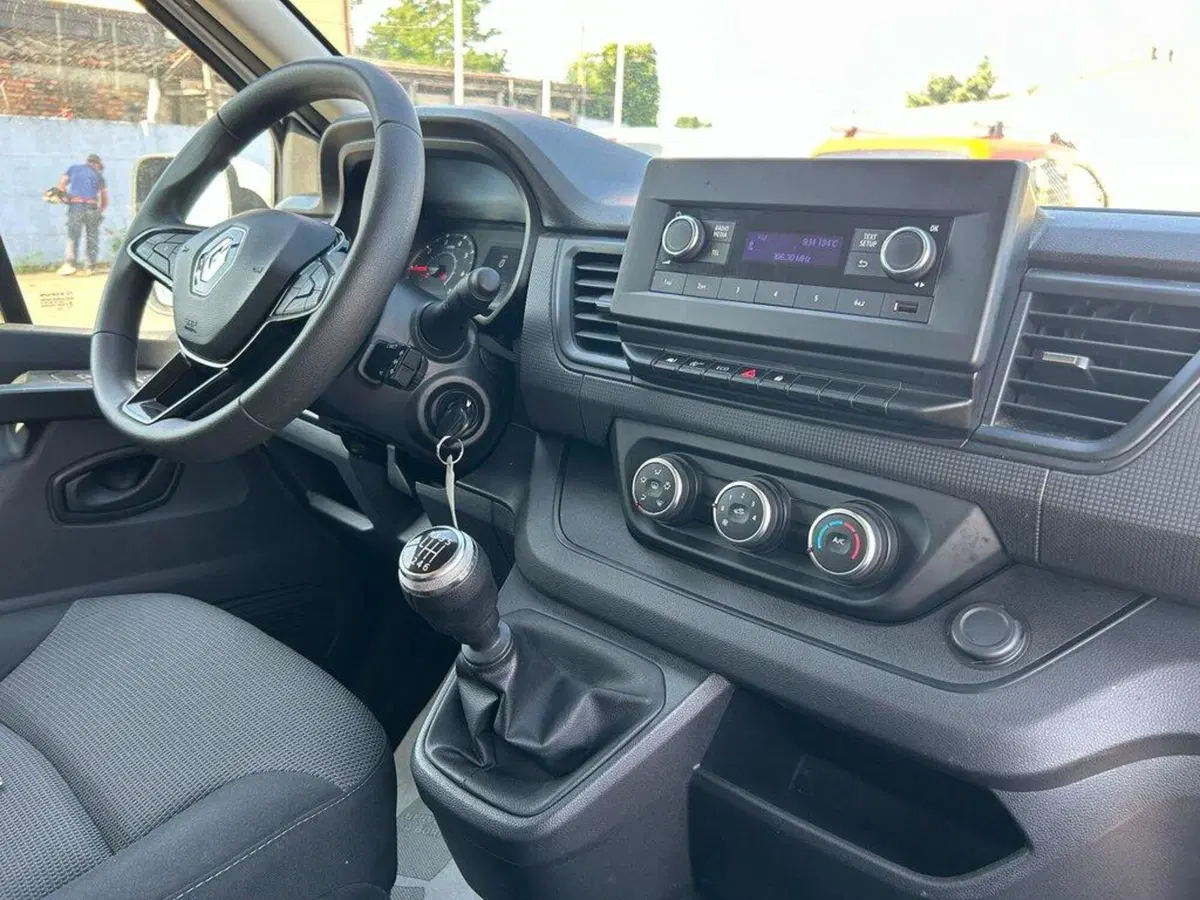 Renault Trafic usata a Piacenza (10)