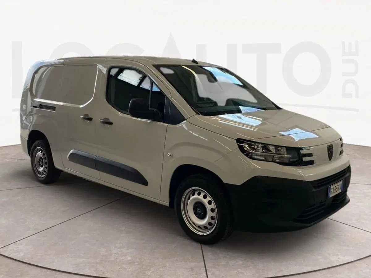 Peugeot Partner Furgone usata a Torino (3)
