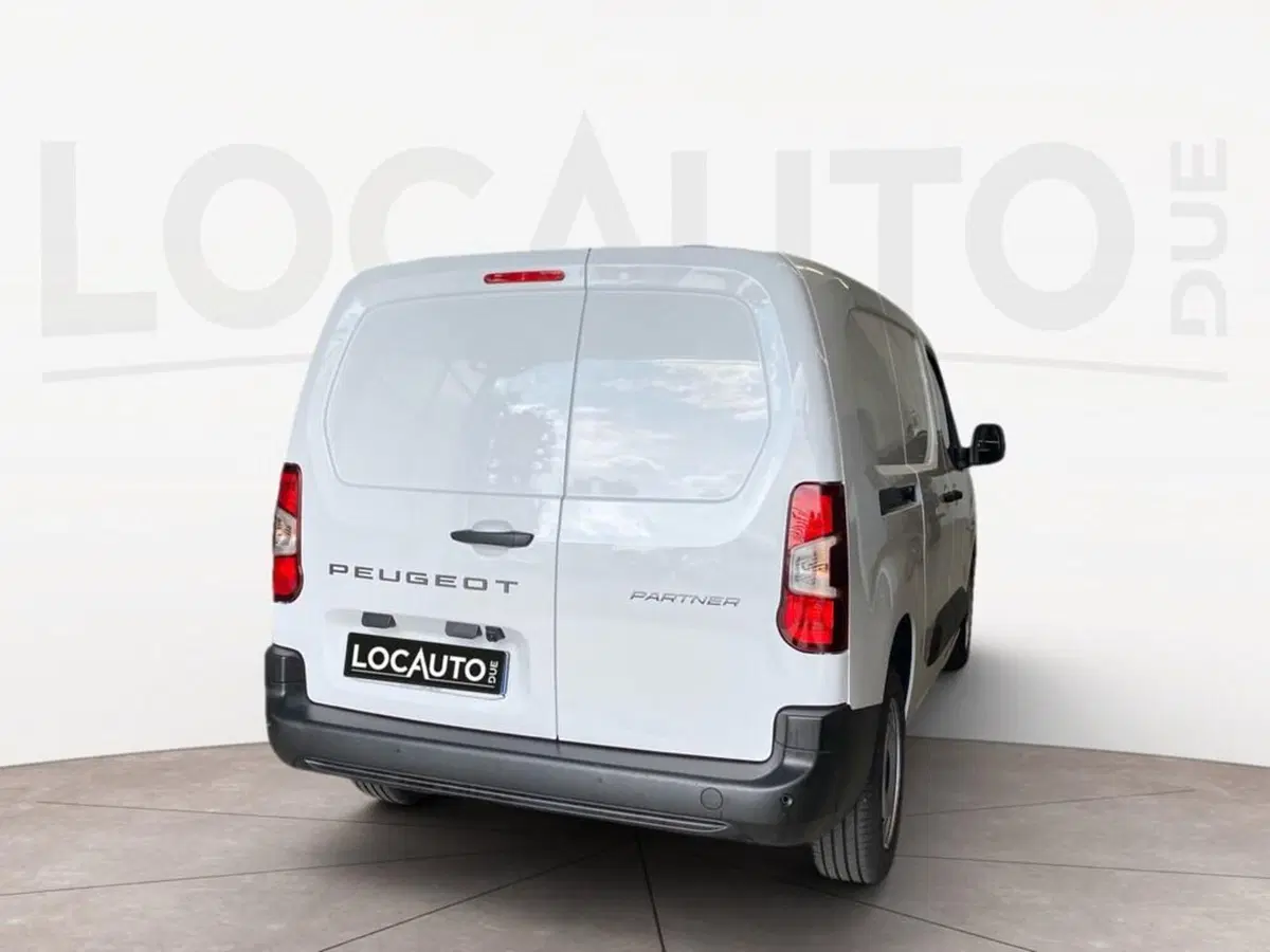 Peugeot Partner Furgone usata a Torino (4)
