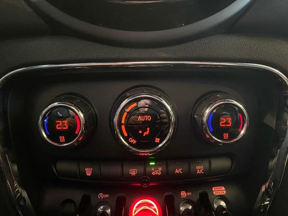 MINI Mini Clubman usata a Torino (11)