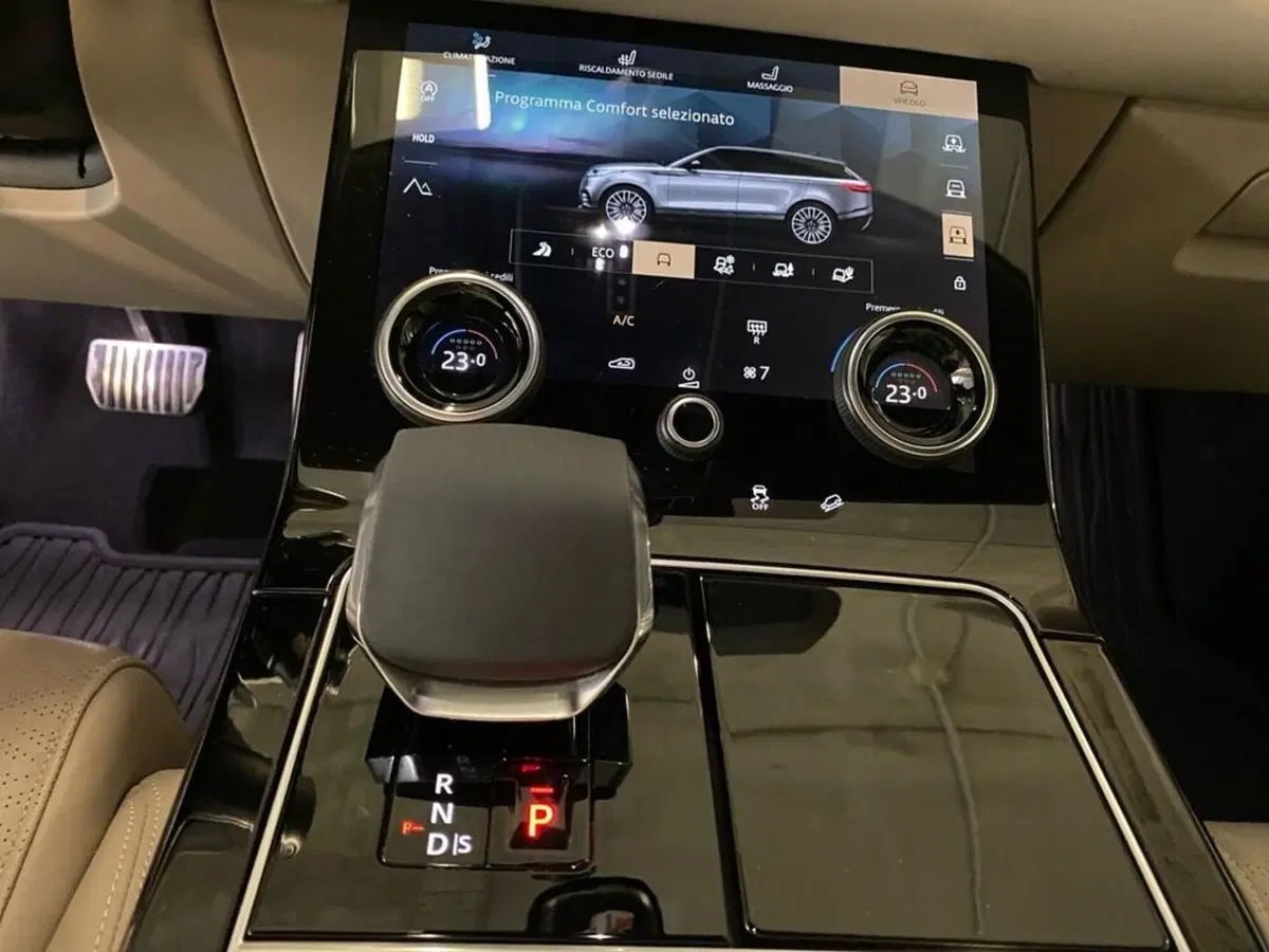Land Rover Range Rover Velar usata a Torino (11)