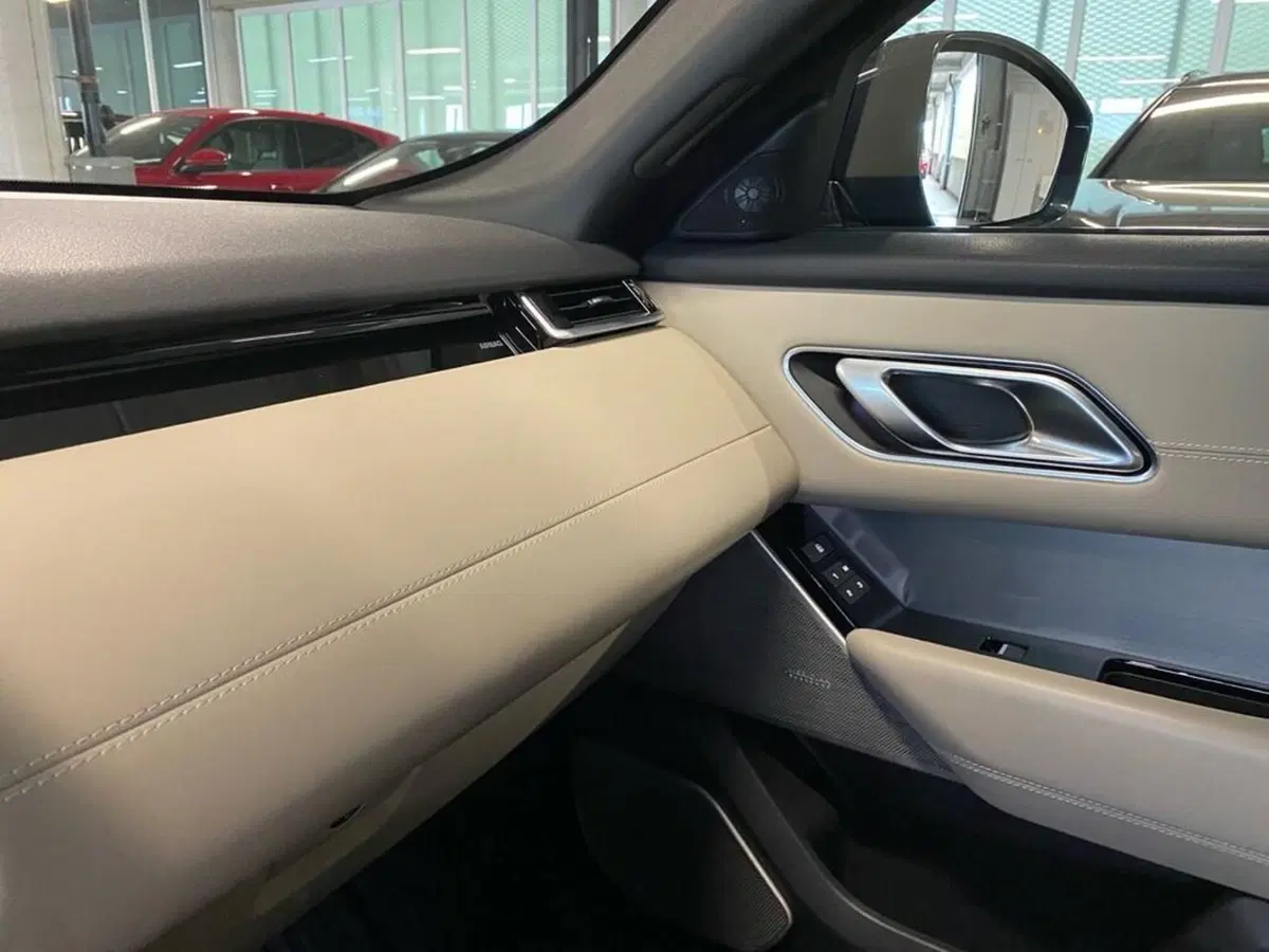 Land Rover Range Rover Velar usata a Torino (14)