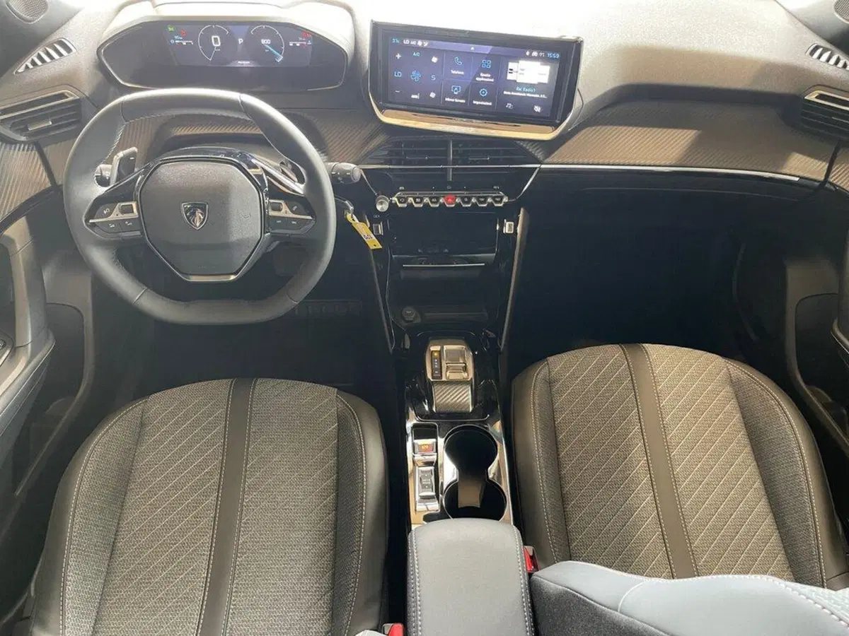 Peugeot 2008 nuova a Torino (6)