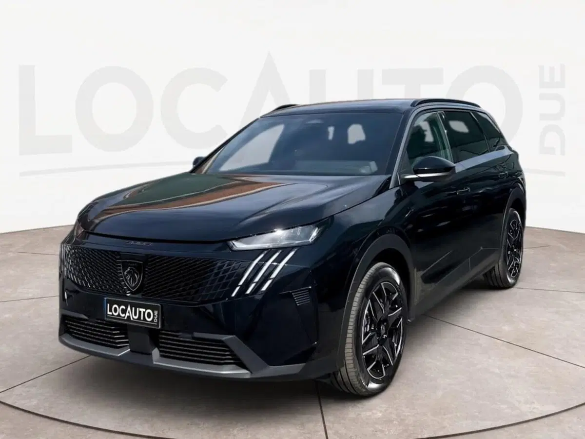 Peugeot 5008 nuova a Torino