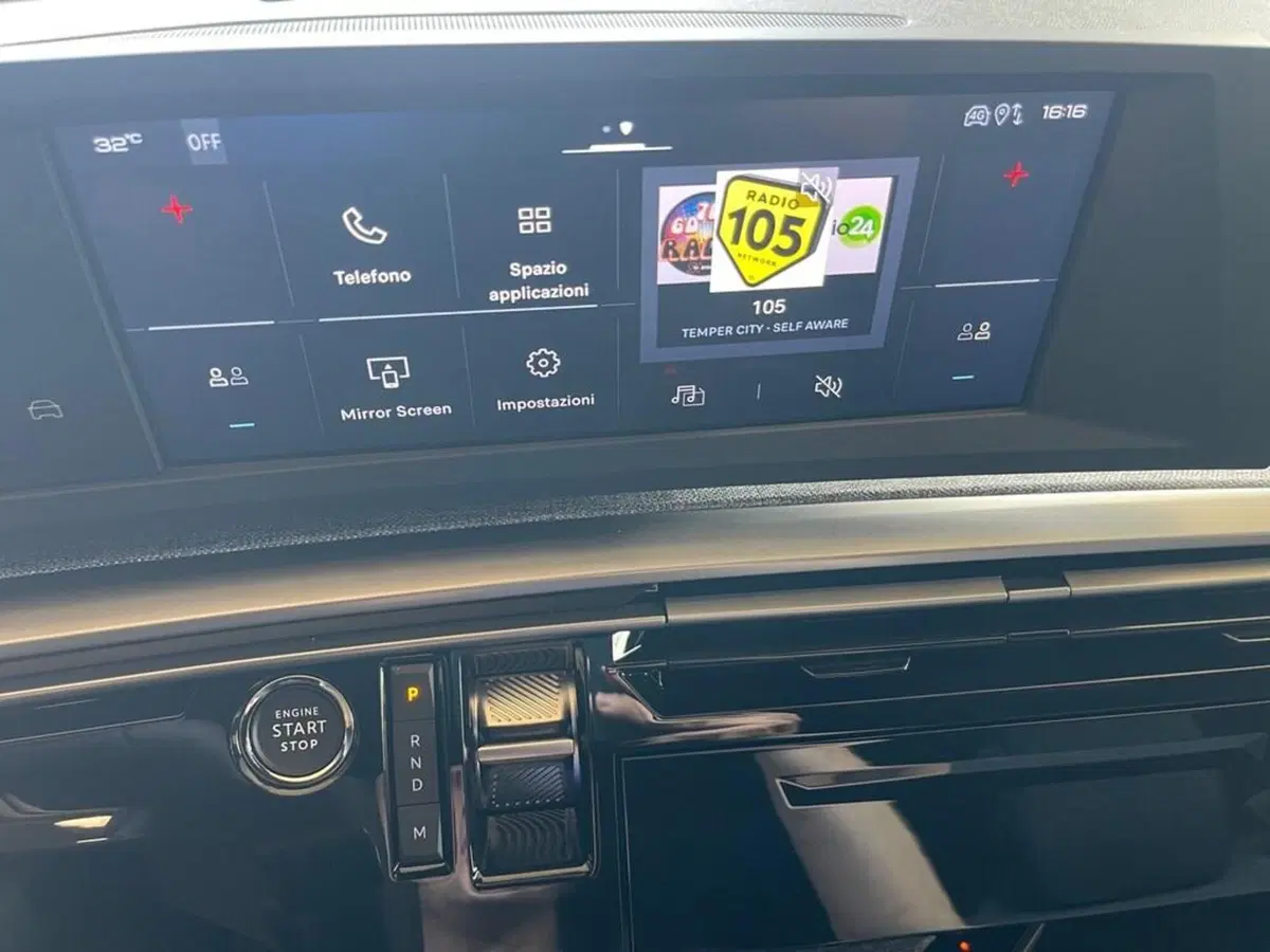 Peugeot 5008 nuova a Torino (10)