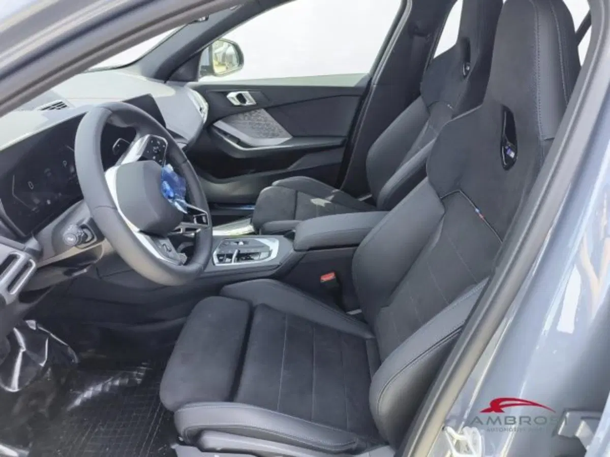 BMW Serie 1 nuova a Perugia (4)