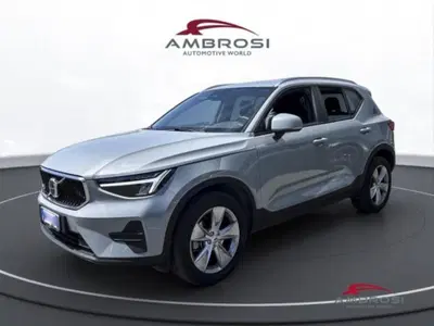 Volvo XC40 2.0 b3 Core auto del 2024 usata a Corciano